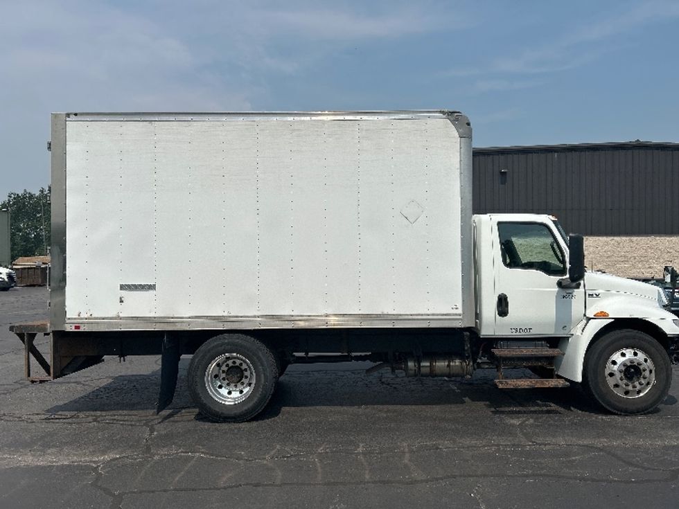 Medium Duty Box Truck-Light and Medium Duty Trucks-International-2020-MV607-White Deer-PA-143,675\n\t\tmiles-$ 40,000 - Image 15