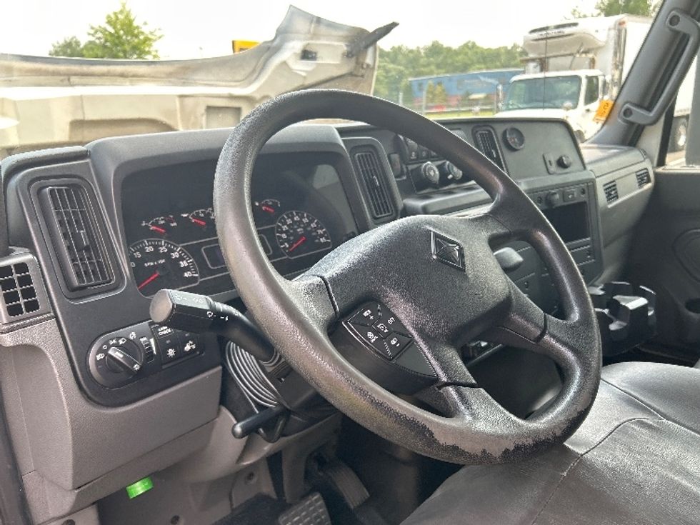 Medium Duty Box Truck-Light and Medium Duty Trucks-International-2020-MV607-White Deer-PA-143,675\n\t\tmiles-$ 40,000 - Image 17