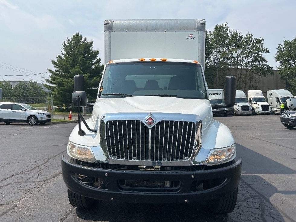 Medium Duty Box Truck-Light and Medium Duty Trucks-International-2020-MV607-White Deer-PA-143,675\n\t\tmiles-$ 40,000 - Image 2