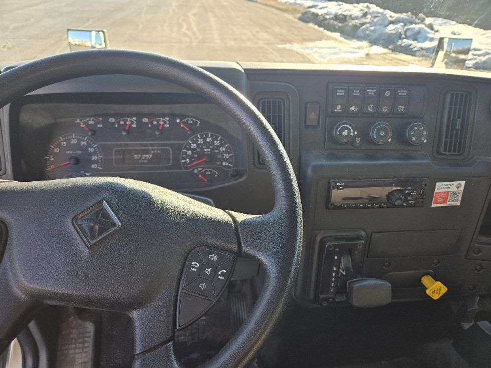 Medium Duty Box Truck-Light and Medium Duty Trucks-International-2020-MV607-White Deer-PA-97,097\n\t\tmiles-$ 55,000 - Image 18