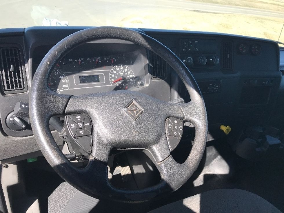 Medium Duty Box Truck-Light and Medium Duty Trucks-International-2020-MV607-Wichita-KS-106,929\n\t\tmiles-$ 59,250 - Image 18