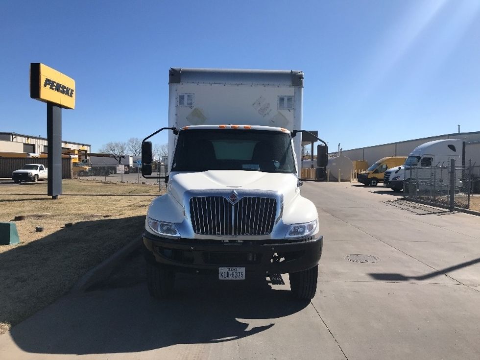 Medium Duty Box Truck-Light and Medium Duty Trucks-International-2020-MV607-Wichita-KS-106,929\n\t\tmiles-$ 59,250 - Image 2