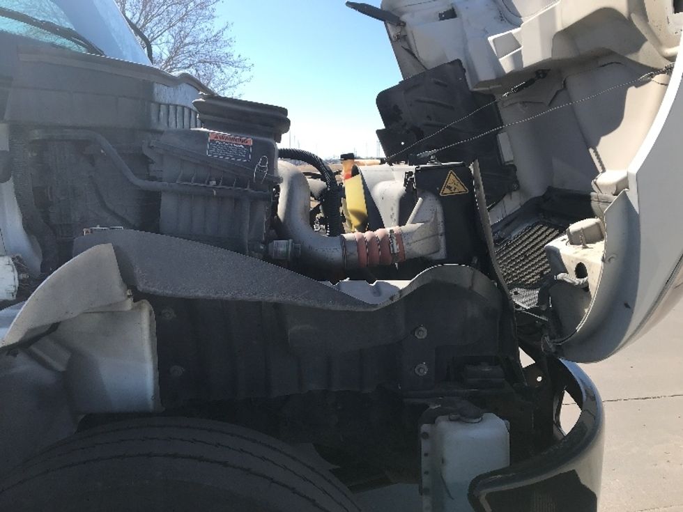 Medium Duty Box Truck-Light and Medium Duty Trucks-International-2020-MV607-Wichita-KS-106,929\n\t\tmiles-$ 59,250 - Image 23