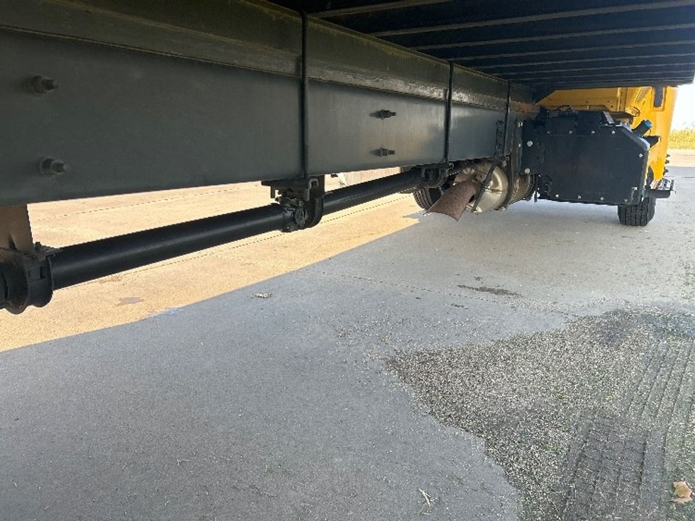 Medium Duty Box Truck-Light and Medium Duty Trucks-International-2020-MV607-Wichita-KS-115,506\n\t\tmiles-$ 53,750 - Image 14