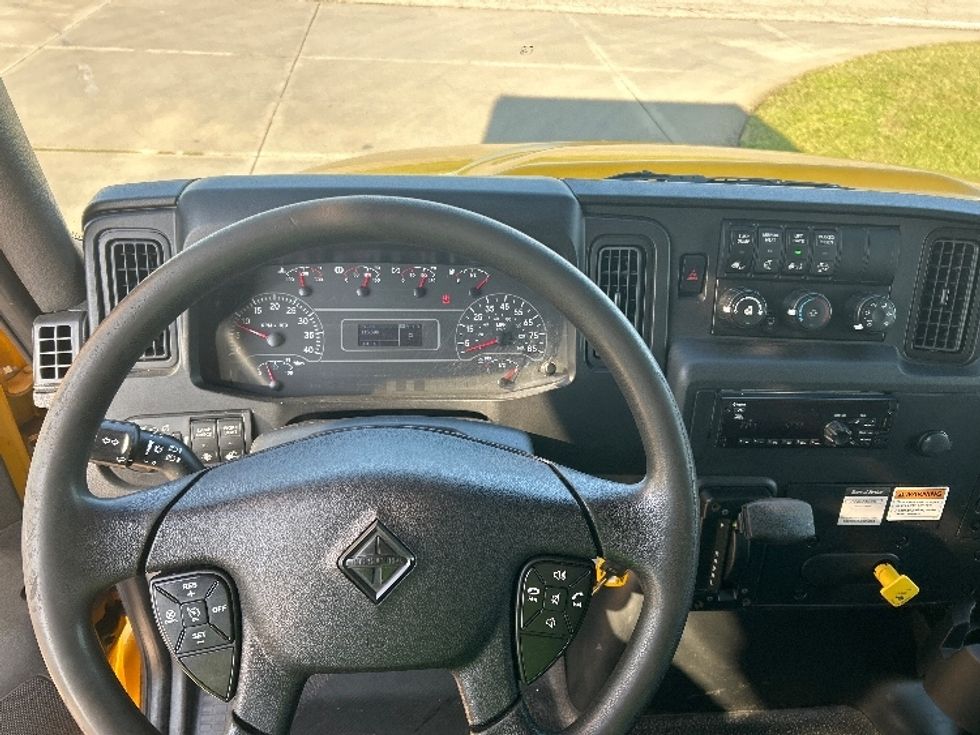 Medium Duty Box Truck-Light and Medium Duty Trucks-International-2020-MV607-Wichita-KS-115,506\n\t\tmiles-$ 53,750 - Image 18