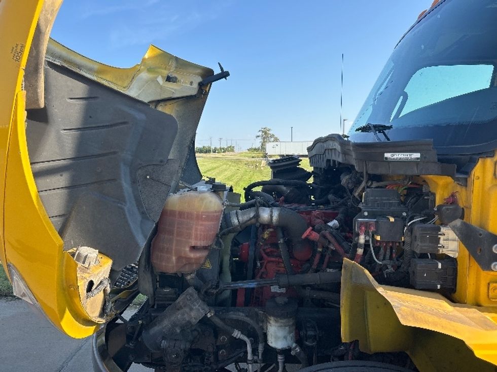 Medium Duty Box Truck-Light and Medium Duty Trucks-International-2020-MV607-Wichita-KS-115,506\n\t\tmiles-$ 53,750 - Image 24