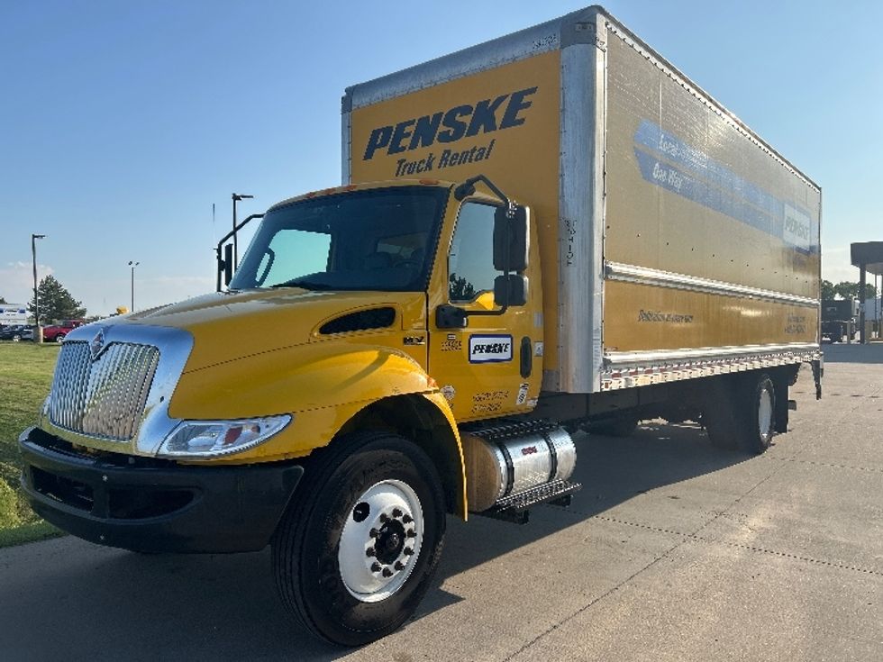 Medium Duty Box Truck-Light and Medium Duty Trucks-International-2020-MV607-Wichita-KS-115,506\n\t\tmiles-$ 53,750 - Image 3