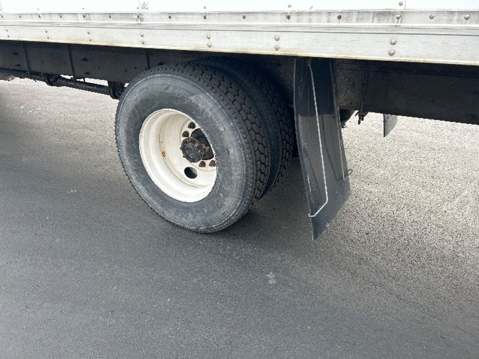 Medium Duty Box Truck-Light and Medium Duty Trucks-International-2020-MV607-Windsor-WI-103,620\n\t\tmiles-$ 60,250 - Image 26