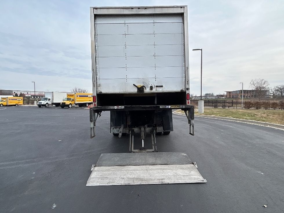 Medium Duty Box Truck-Light and Medium Duty Trucks-International-2020-MV607-Windsor-WI-103,620\n\t\tmiles-$ 60,250 - Image 9