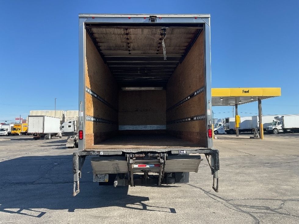 Medium Duty Box Truck-Light and Medium Duty Trucks-International-2020-MV607-Windsor-WI-234,837\n\t\tmiles-$ 40,750 - Image 8