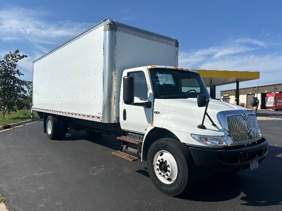 Medium Duty Box Truck-Light and Medium Duty Trucks-International-2020-MV607-Windsor-WI-84,396\n\t\tmiles-$ 69,250 - Image 1