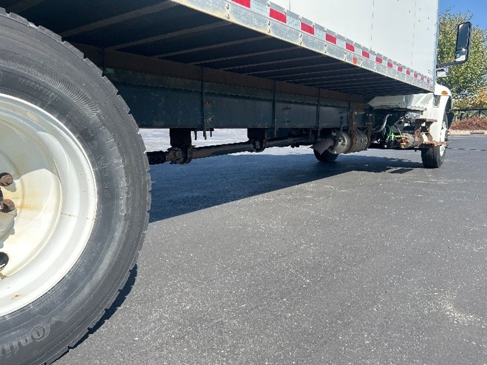Medium Duty Box Truck-Light and Medium Duty Trucks-International-2020-MV607-Windsor-WI-84,396\n\t\tmiles-$ 69,250 - Image 14