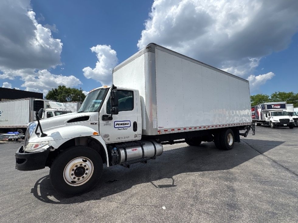 Medium Duty Box Truck-Light and Medium Duty Trucks-International-2020-MV607-Windsor-WI-95,128\n\t\tmiles-$ 56,250 - Image 1