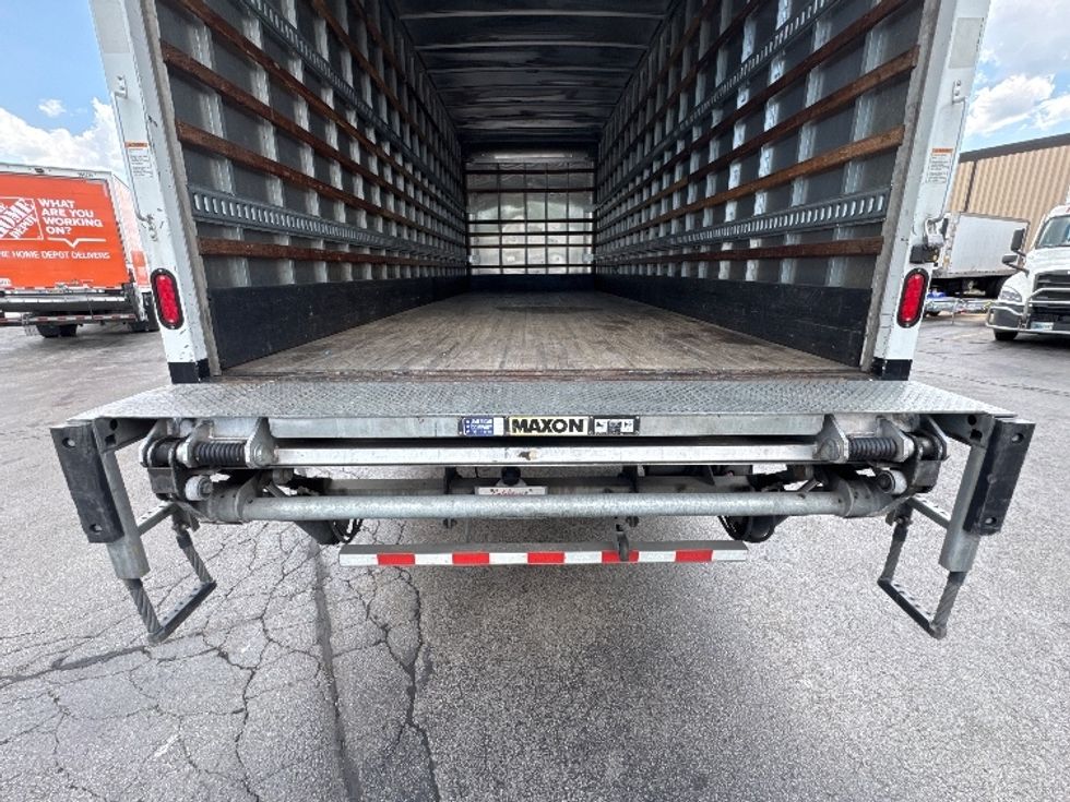 Medium Duty Box Truck-Light and Medium Duty Trucks-International-2020-MV607-Windsor-WI-95,128\n\t\tmiles-$ 56,250 - Image 10