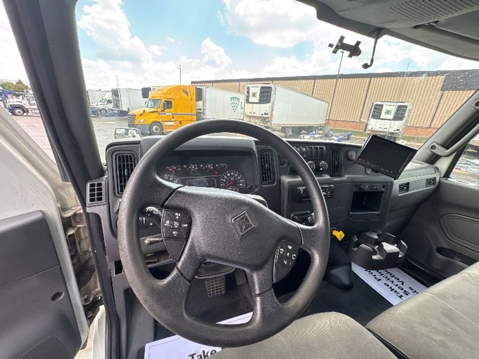 Medium Duty Box Truck-Light and Medium Duty Trucks-International-2020-MV607-Windsor-WI-95,128\n\t\tmiles-$ 56,250 - Image 17