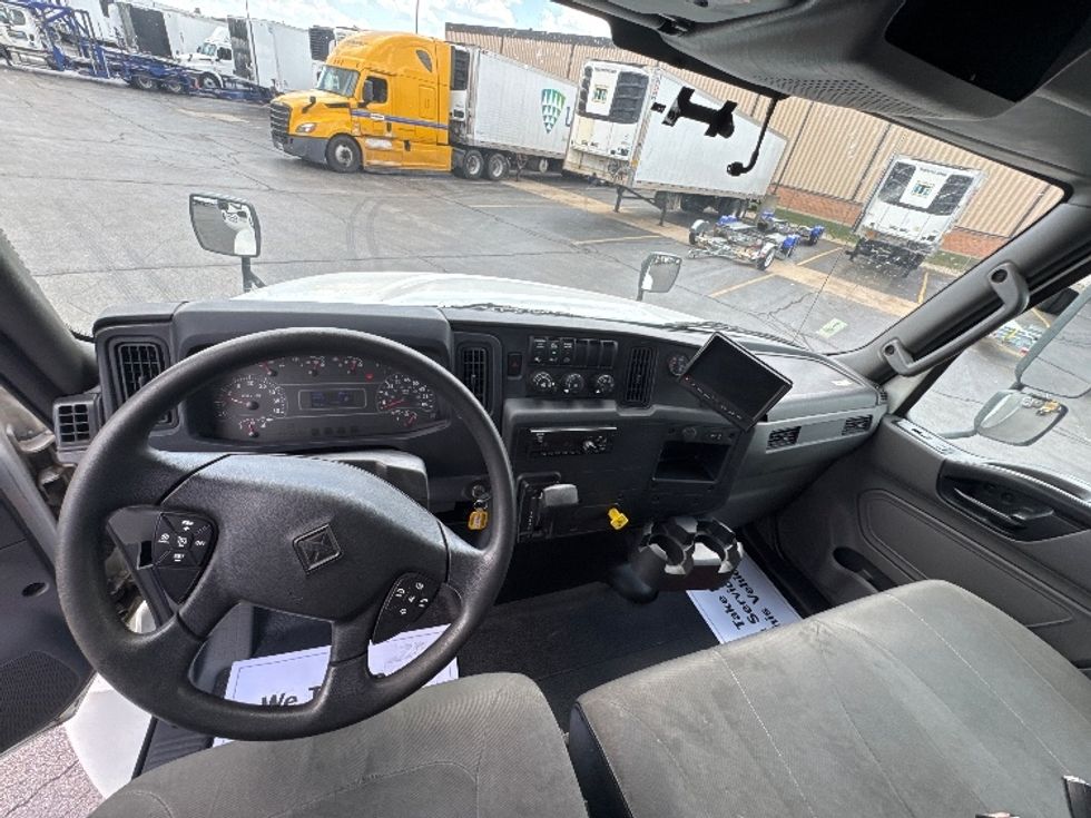 Medium Duty Box Truck-Light and Medium Duty Trucks-International-2020-MV607-Windsor-WI-95,128\n\t\tmiles-$ 56,250 - Image 18