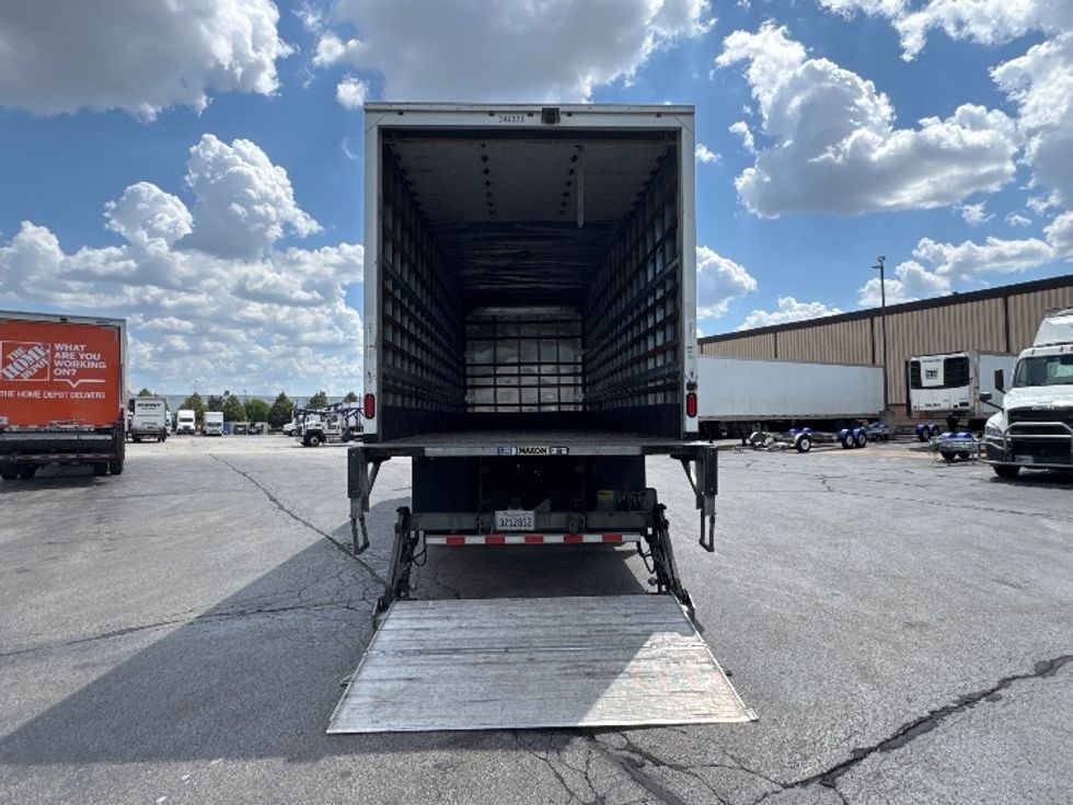 Medium Duty Box Truck-Light and Medium Duty Trucks-International-2020-MV607-Windsor-WI-95,128\n\t\tmiles-$ 56,250 - Image 9
