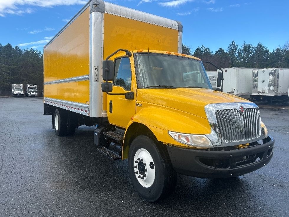 Medium Duty Box Truck-Light and Medium Duty Trucks-International-2020-MV607-Winston Salem-NC-185,154\n\t\tmiles-$ 30,000 - Image 1