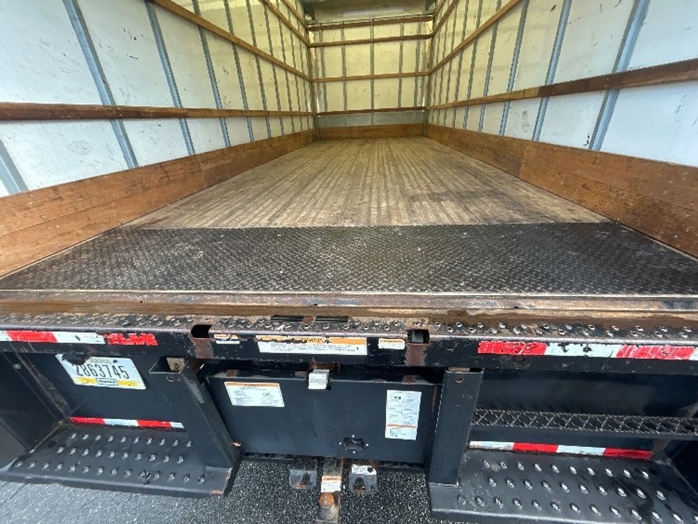 Medium Duty Box Truck-Light and Medium Duty Trucks-International-2020-MV607-Winston Salem-NC-185,154\n\t\tmiles-$ 30,000 - Image 9