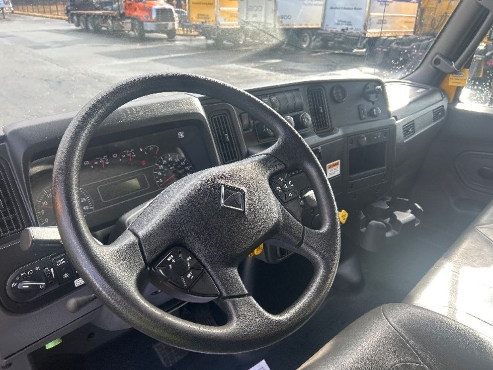 Medium Duty Box Truck-Light and Medium Duty Trucks-International-2020-MV607-Winston Salem-NC-185,154\n\t\tmiles-$ 30,000 - Image 16