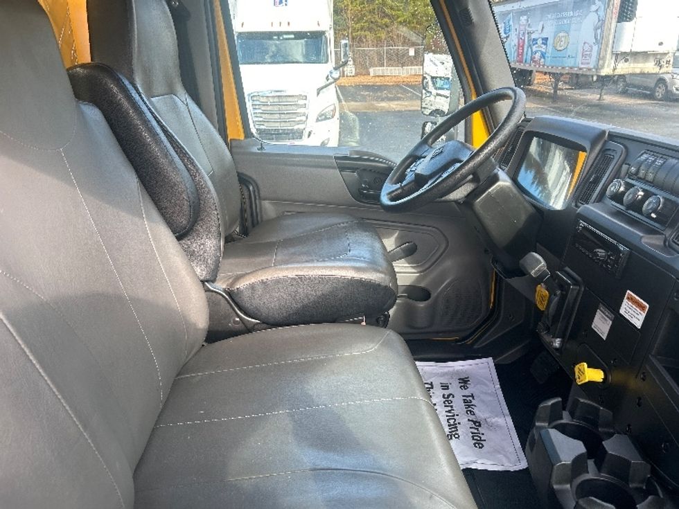 Medium Duty Box Truck-Light and Medium Duty Trucks-International-2020-MV607-Winston Salem-NC-185,154\n\t\tmiles-$ 30,000 - Image 21