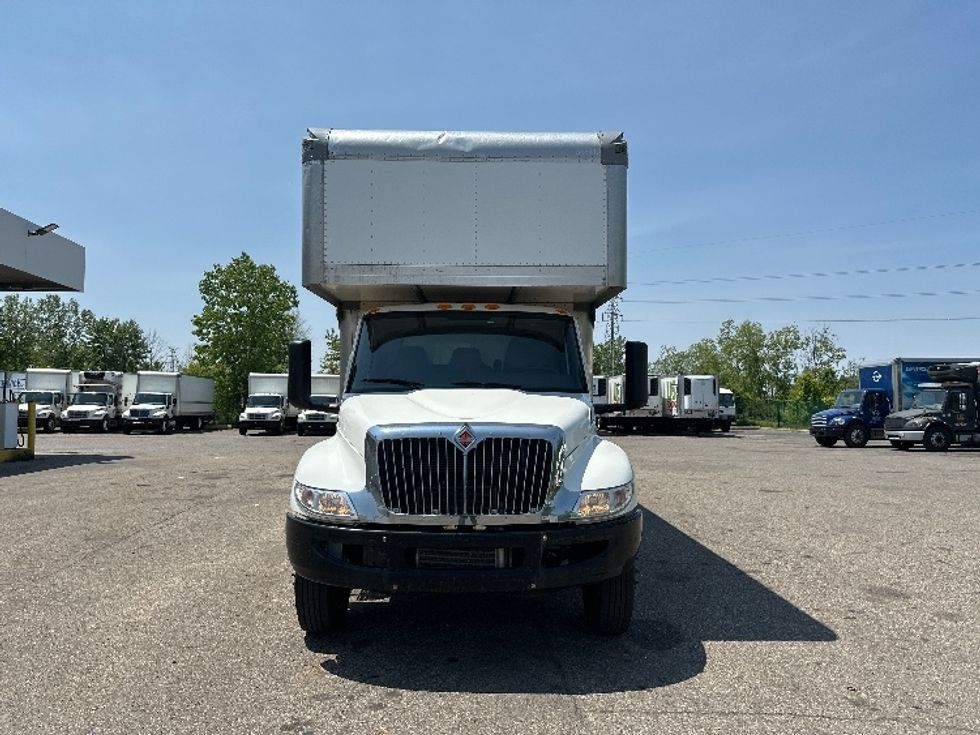 Medium Duty Box Truck-Light and Medium Duty Trucks-International-2020-MV607-Wixom-MI-101,295\n\t\tmiles-$ 60,000 - Image 2