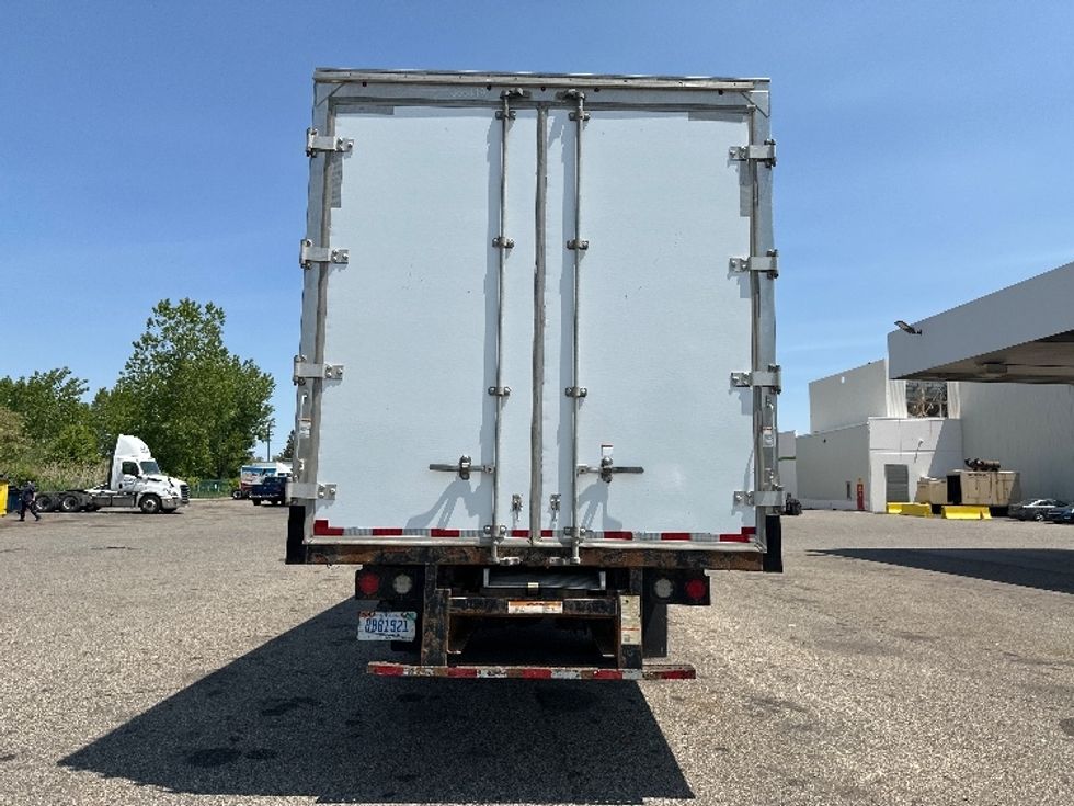 Medium Duty Box Truck-Light and Medium Duty Trucks-International-2020-MV607-Wixom-MI-101,295\n\t\tmiles-$ 60,000 - Image 7