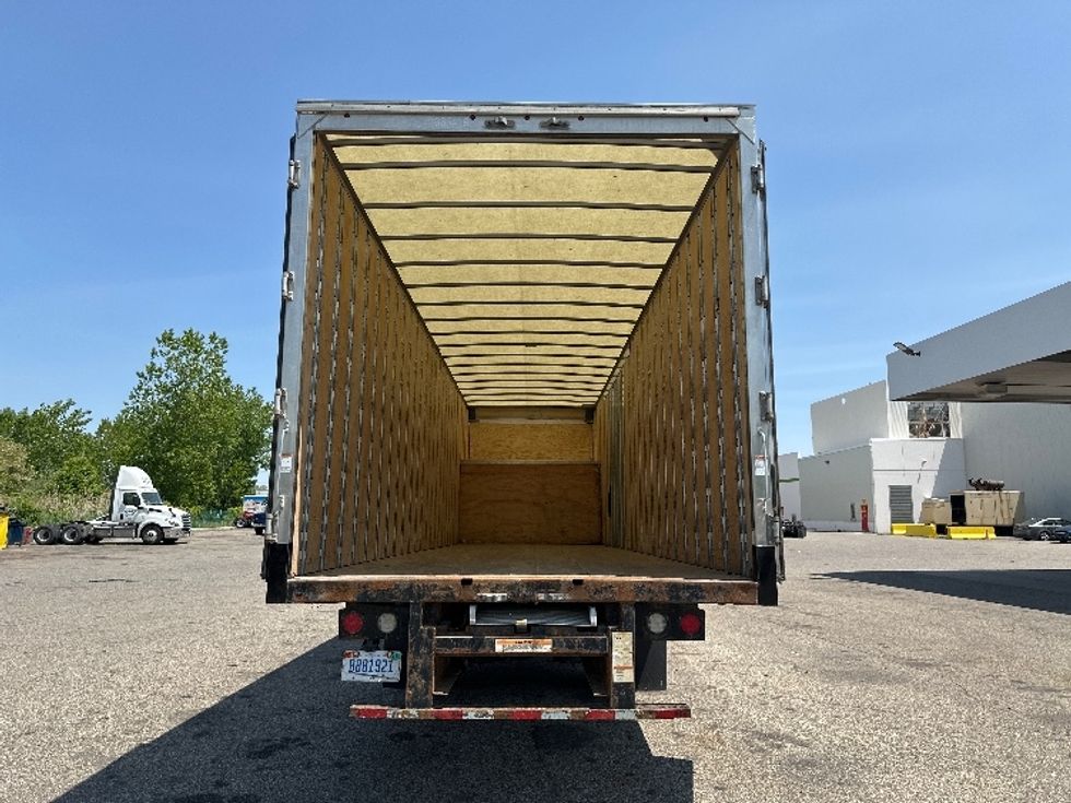 Medium Duty Box Truck-Light and Medium Duty Trucks-International-2020-MV607-Wixom-MI-101,295\n\t\tmiles-$ 60,000 - Image 8