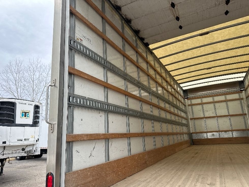 Medium Duty Box Truck-Light and Medium Duty Trucks-International-2020-MV607-Wixom-MI-169,337\n\t\tmiles-$ 46,750 - Image 11