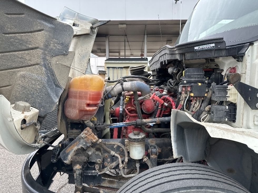 Medium Duty Box Truck-Light and Medium Duty Trucks-International-2020-MV607-Wixom-MI-169,337\n\t\tmiles-$ 46,750 - Image 24