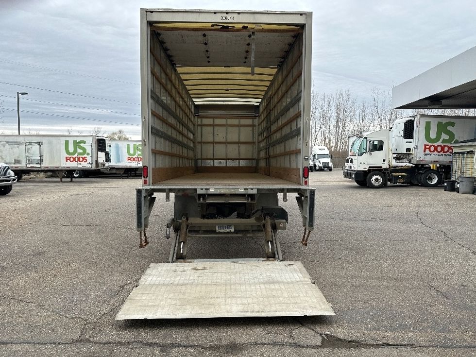 Medium Duty Box Truck-Light and Medium Duty Trucks-International-2020-MV607-Wixom-MI-169,337\n\t\tmiles-$ 46,750 - Image 9