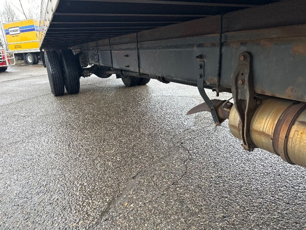 Medium Duty Box Truck-Light and Medium Duty Trucks-International-2020-MV607-Wixom-MI-237,549\n\t\tmiles-$ 27,750 - Image 13