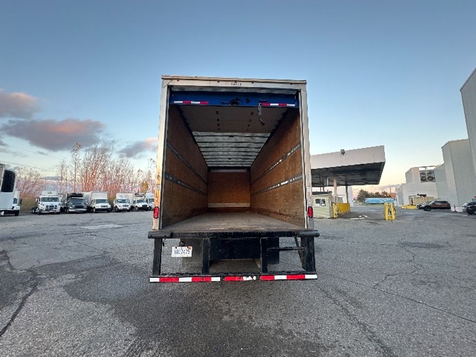 Medium Duty Box Truck-Light and Medium Duty Trucks-International-2020-MV607-Wixom-MI-287,889\n\t\tmiles-$ 28,000 - Image 8