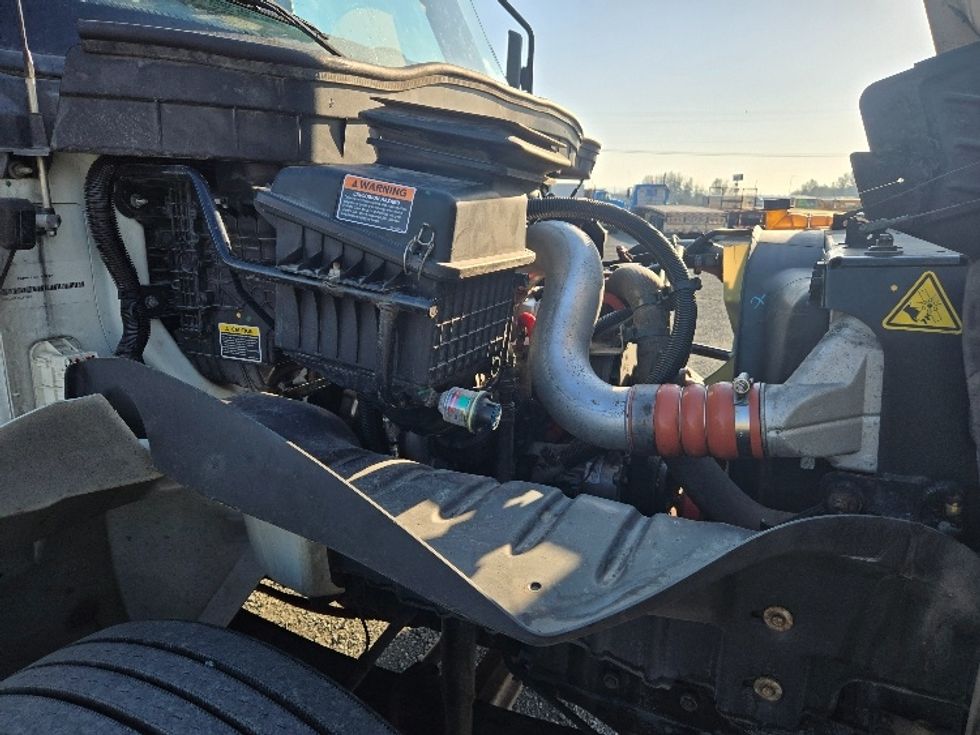 Medium Duty Box Truck-Light and Medium Duty Trucks-International-2020-MV607-Yakima-WA-258,717\n\t\tmiles-$ 31,500 - Image 22