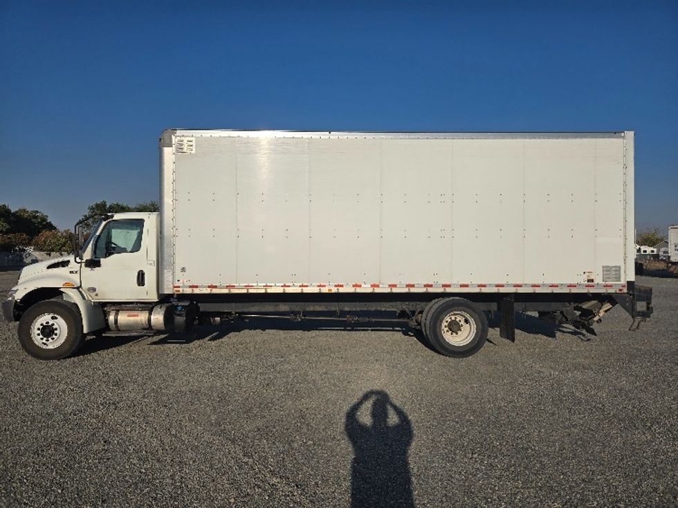 Medium Duty Box Truck-Light and Medium Duty Trucks-International-2020-MV607-Yakima-WA-258,717\n\t\tmiles-$ 31,500 - Image 4