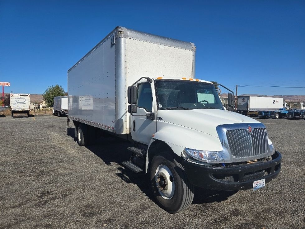 Medium Duty Box Truck-Light and Medium Duty Trucks-International-2020-MV607-Yakima-WA-291,145\n\t\tmiles-$ 26,750 - Image 1