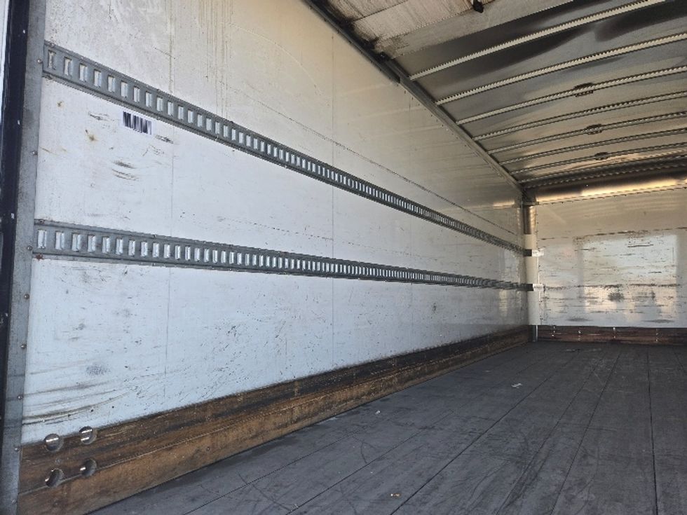 Medium Duty Box Truck-Light and Medium Duty Trucks-International-2020-MV607-Yakima-WA-291,145\n\t\tmiles-$ 26,750 - Image 11