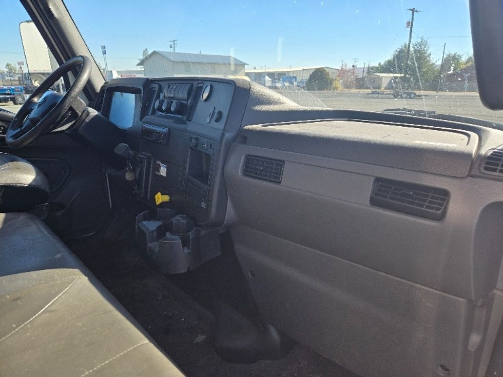 Medium Duty Box Truck-Light and Medium Duty Trucks-International-2020-MV607-Yakima-WA-291,145\n\t\tmiles-$ 26,750 - Image 21