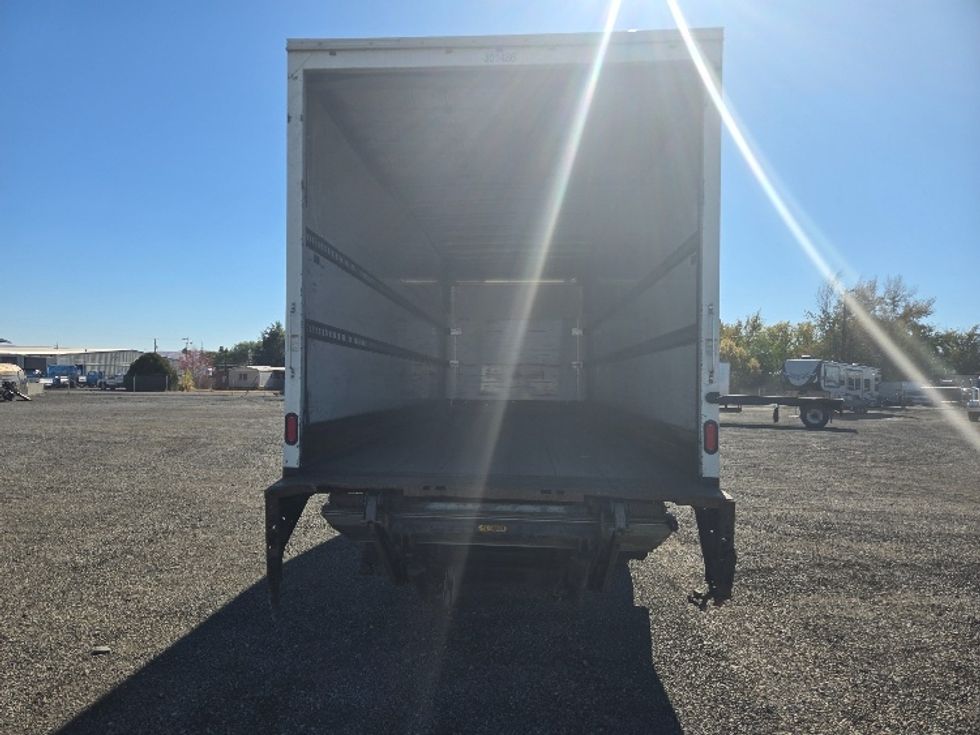 Medium Duty Box Truck-Light and Medium Duty Trucks-International-2020-MV607-Yakima-WA-291,145\n\t\tmiles-$ 26,750 - Image 8