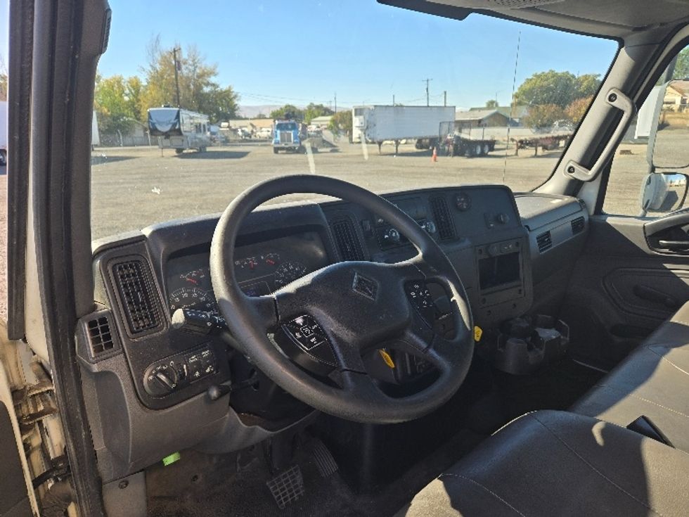 Medium Duty Box Truck-Light and Medium Duty Trucks-International-2020-MV607-Yakima-WA-310,011\n\t\tmiles-$ 23,250 - Image 16