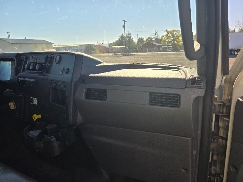 Medium Duty Box Truck-Light and Medium Duty Trucks-International-2020-MV607-Yakima-WA-310,011\n\t\tmiles-$ 23,250 - Image 20