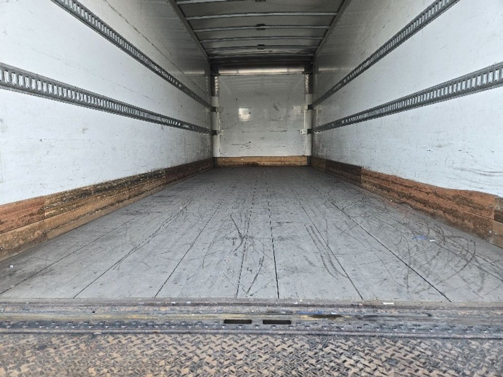 Medium Duty Box Truck-Light and Medium Duty Trucks-International-2020-MV607-Yakima-WA-329,880\n\t\tmiles-$ 21,750 - Image 10