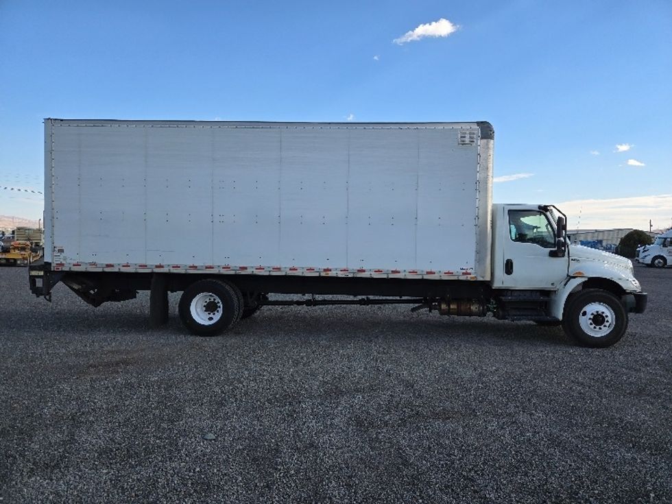 Medium Duty Box Truck-Light and Medium Duty Trucks-International-2020-MV607-Yakima-WA-329,880\n\t\tmiles-$ 21,750 - Image 15