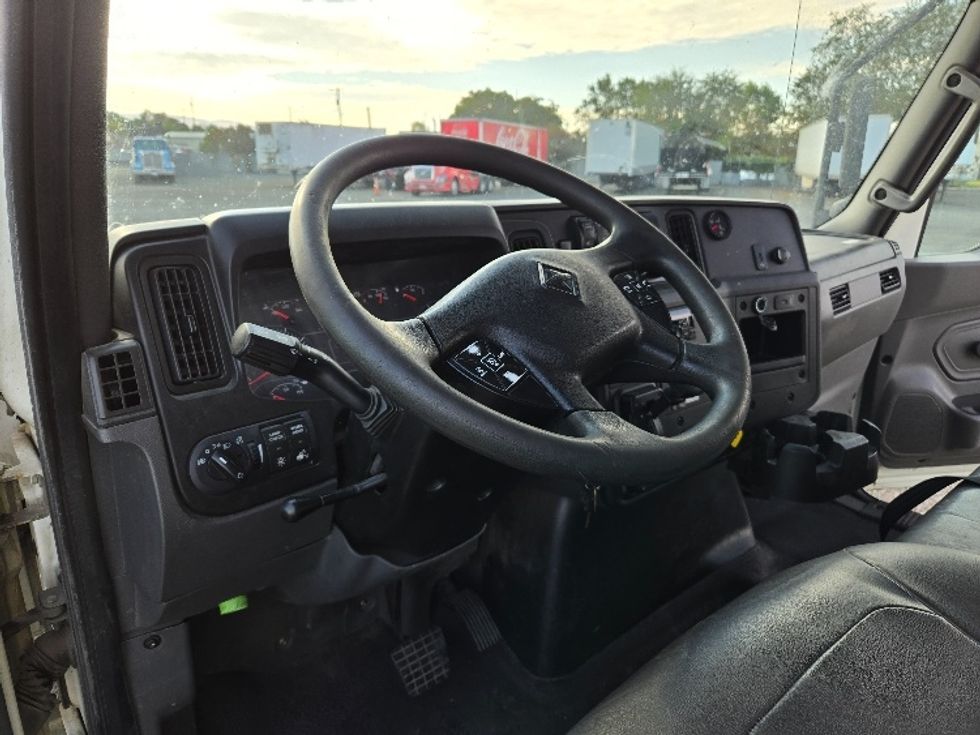 Medium Duty Box Truck-Light and Medium Duty Trucks-International-2020-MV607-Yakima-WA-329,880\n\t\tmiles-$ 21,750 - Image 18