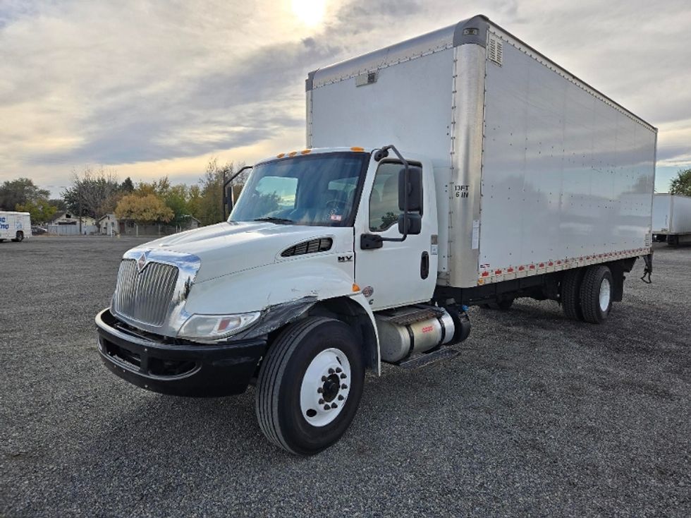 Medium Duty Box Truck-Light and Medium Duty Trucks-International-2020-MV607-Yakima-WA-329,880\n\t\tmiles-$ 21,750 - Image 3