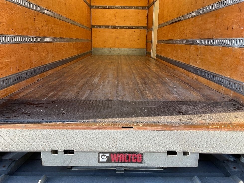 Medium Duty Box Truck-Light and Medium Duty Trucks-International-2020-MV607-Youngstown-OH-182,515\n\t\tmiles-$ 46,750 - Image 10