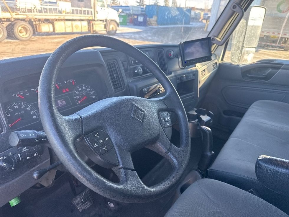 Medium Duty Box Truck-Light and Medium Duty Trucks-International-2020-MV607LP-Calgary-AB-86,782\n\t\tkm-$ 82,500 - Image 16