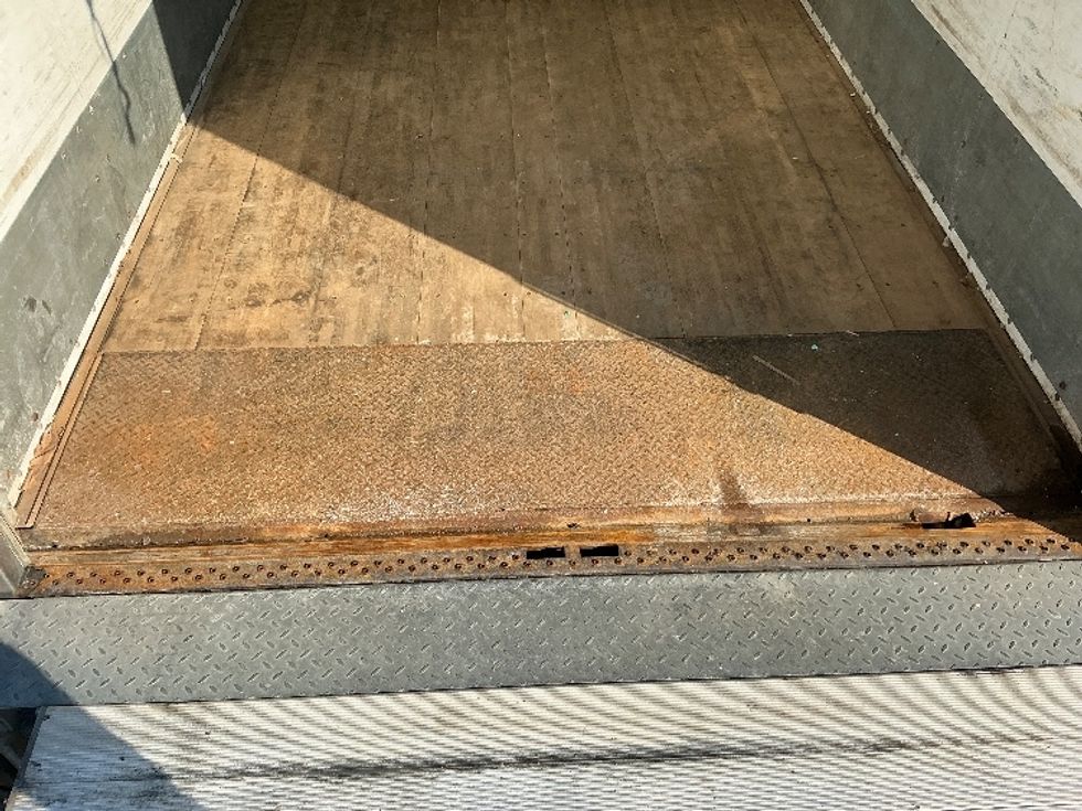 Medium Duty Box Truck-Light and Medium Duty Trucks-International-2020-MV607LP-Dayton-OH-241,876\n\t\tmiles-$ 29,750 - Image 10