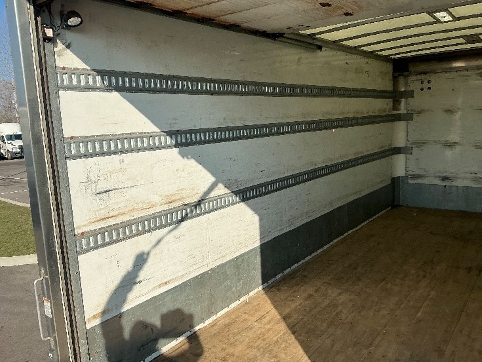 Medium Duty Box Truck-Light and Medium Duty Trucks-International-2020-MV607LP-Dayton-OH-241,876\n\t\tmiles-$ 29,750 - Image 11