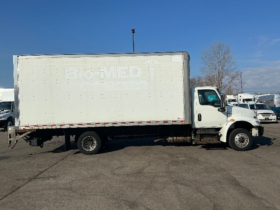 Medium Duty Box Truck-Light and Medium Duty Trucks-International-2020-MV607LP-Dayton-OH-241,876\n\t\tmiles-$ 29,750 - Image 15